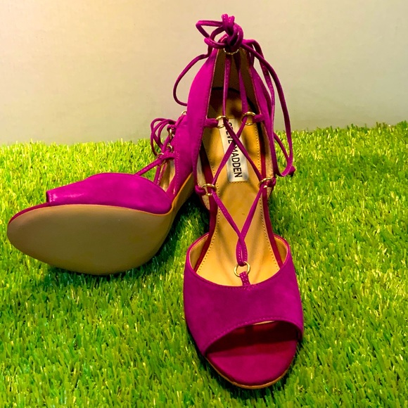 STEVE MADDEN - Never Worn | Fuchsia Lace-Up Sandal Heels in Suede | Size 7.5 - Picture 5 of 8